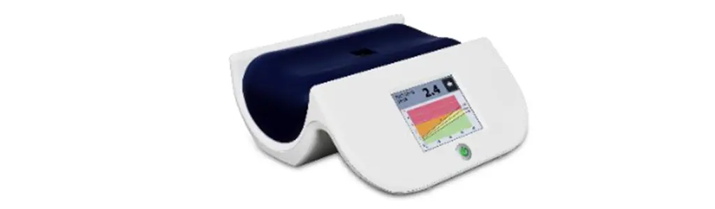 「AGE Reader MU」（オランダDiagnoptics 社製）-医療機器届出番号：13B3X01261000001（一般医療機器）