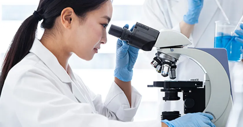 当院の提携歯科医院にて口腔内を検査